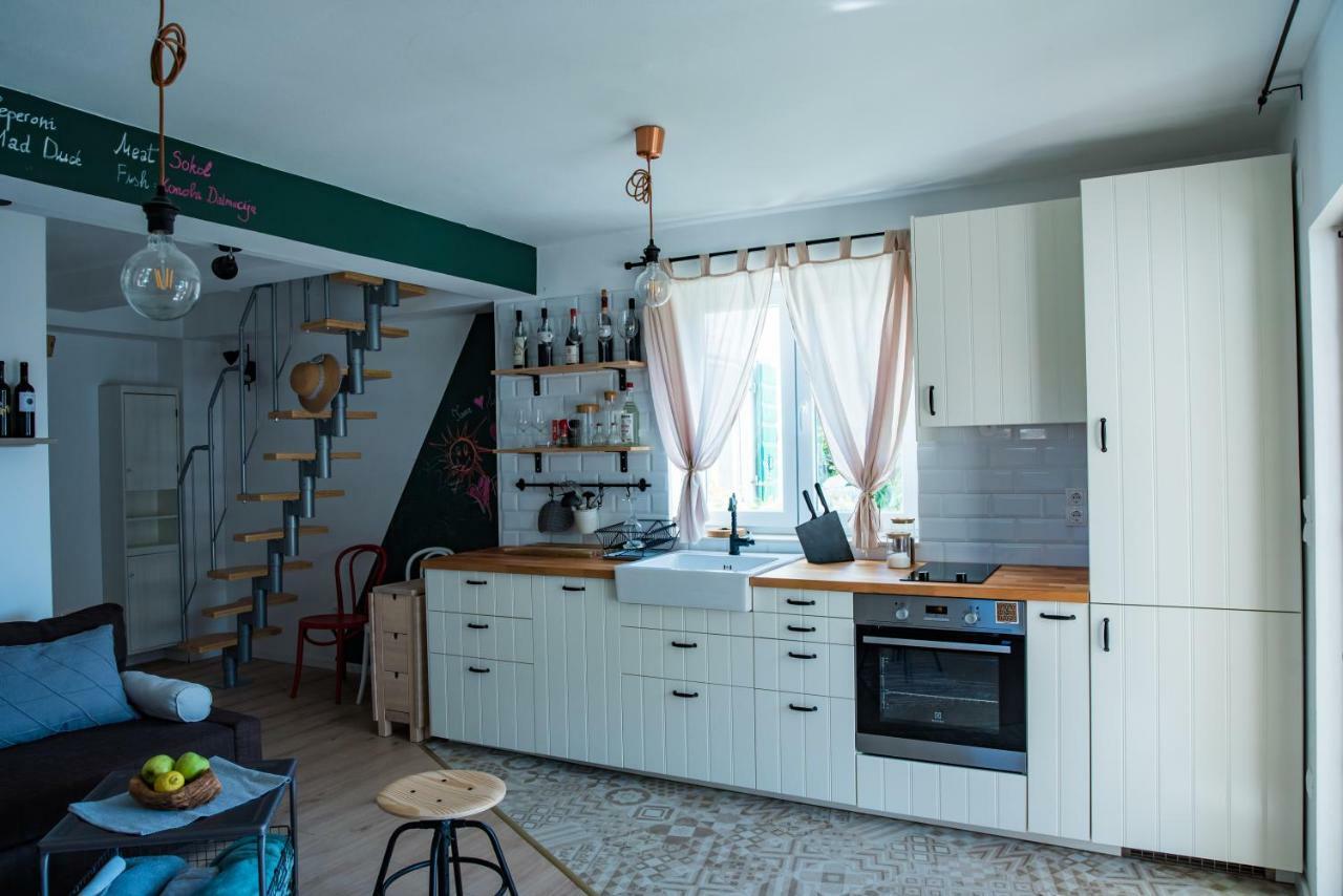 Summer House Mulac Nin Extérieur photo